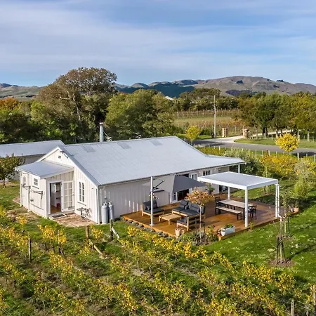 The Wine Shed Villa Martinborough Exterior photo